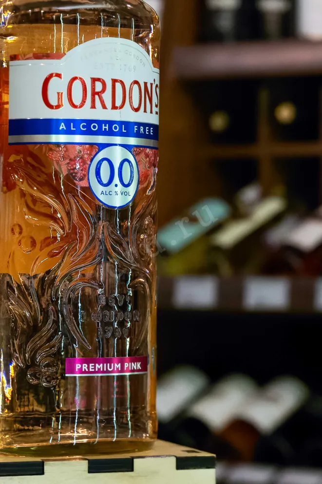 В магазине Крю Профи Gordon's Pink Alcohol Free 0.7 л