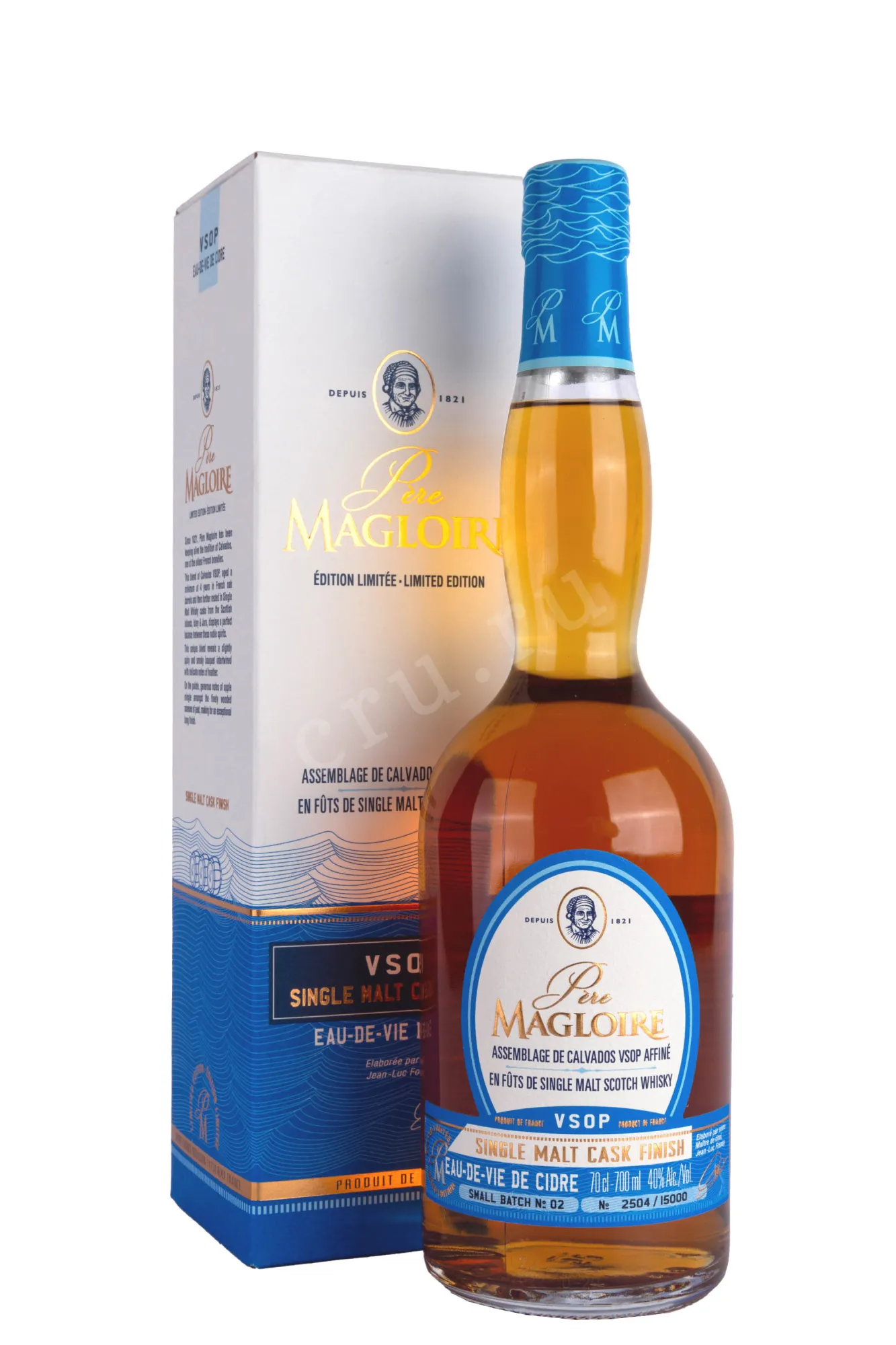 Фото — Кальвадос Pere Magloire VSOP Single Malt Cask Finish gift box   0.7 л