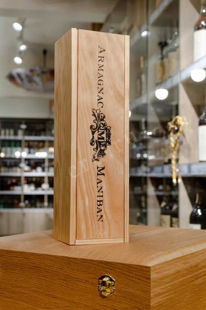 В магазине Крю Профи Maniban 1946 0.7 л