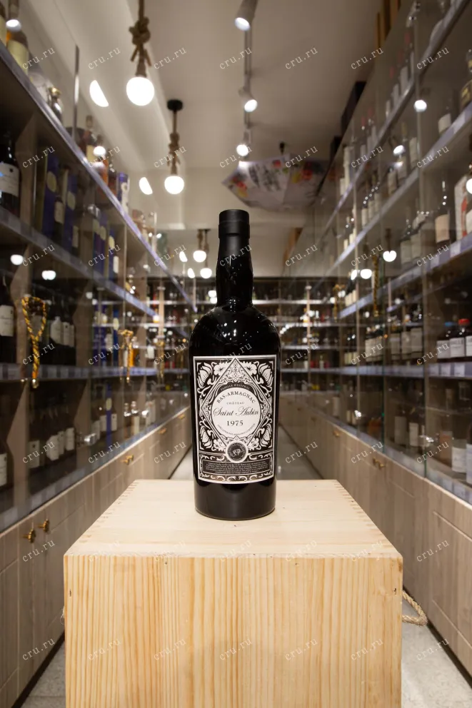 В магазине Крю Профи Saint Aubin Bas-Armagnac in tube 1975 0.7 л