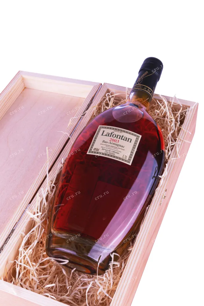 В деревянной коробке Lafontan in wooden box 2003 0.7 л