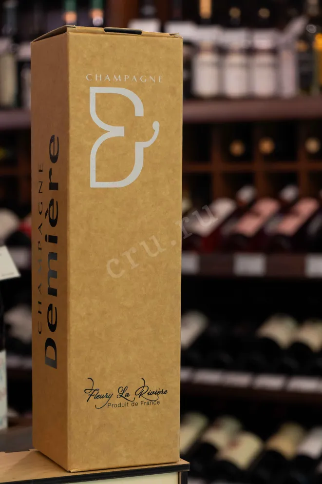 В магазине Крю Профи Demiere Divin Blanc de Blancs Brut gift box 0.75 л