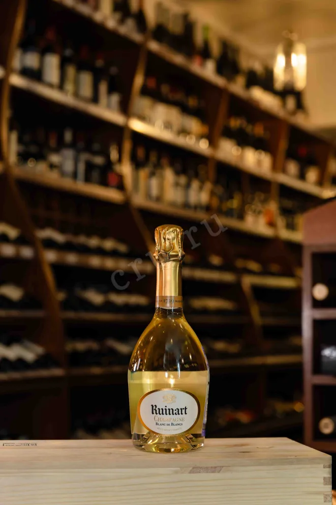 В магазине Крю Профи Ruinart Blanc de Blancs 2019 0.375 л