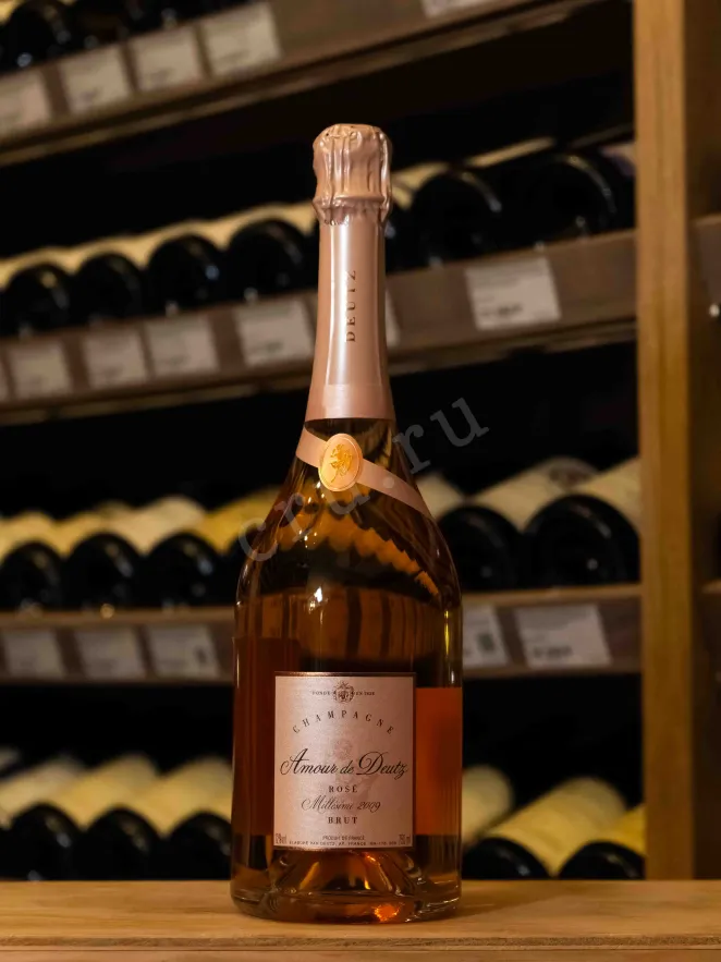 В магазине Крю Профи Amour de Deutz Brut Rose gift box with 2 glasses 0.75 л