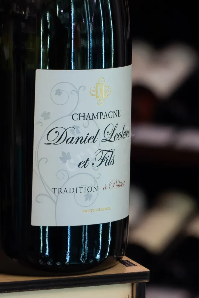 В магазине Крю Профи Daniel Leclerc et Fils Tradition 2020 0.75 л
