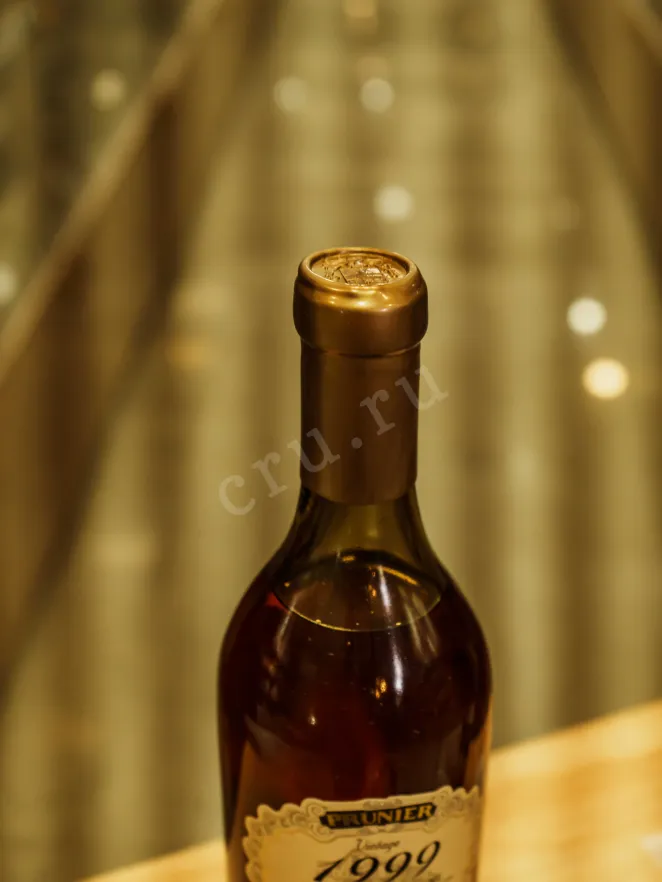 Пробка Prunier Grande Champagne Vintage 1999 wooden box 1999 0.7 л