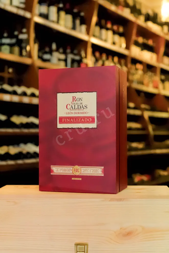 В магазине Крю Профи Viejo de Caldas Leon Dormido 12 years old gift box 0.75 л