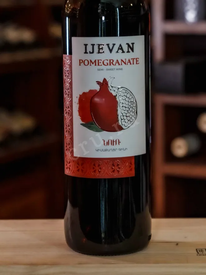 В магазине Крю Профи Ijevan Pomegranate 0.75 л