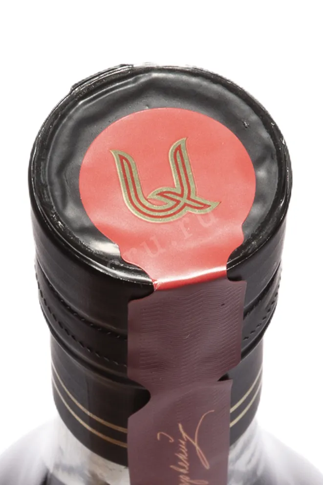 Пробка Aivazovsky Limited Edition in gift box 1975 0.7 л