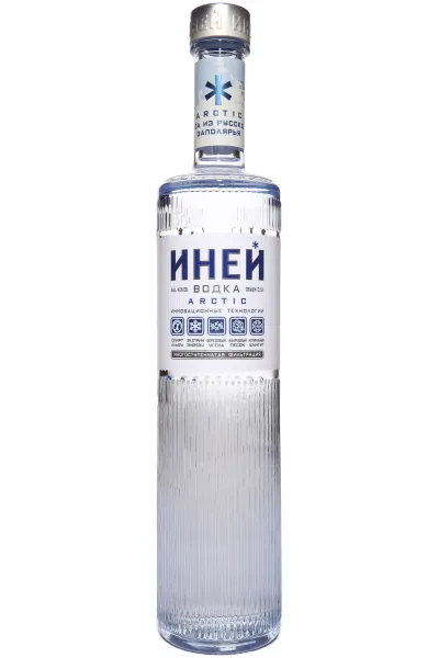 Водка Иней Сверкающий Арктика  0.5 л
