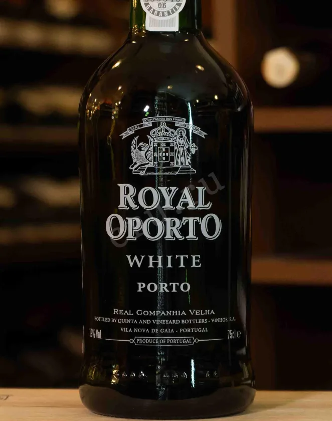 В магазине Крю Профи Royal Oporto White 2017 0.75 л