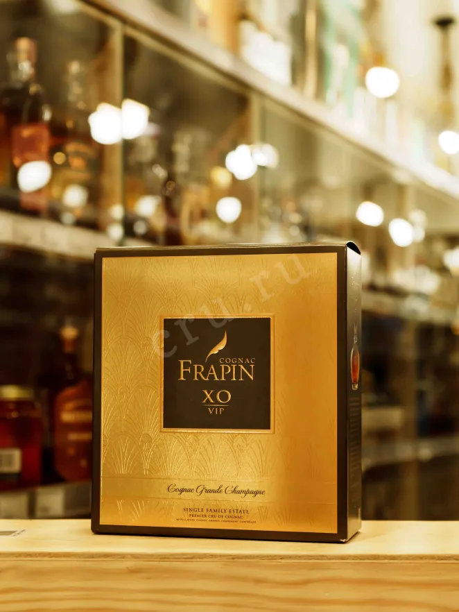 В магазине Крю Профи Frapin VIP XO 0.7 л