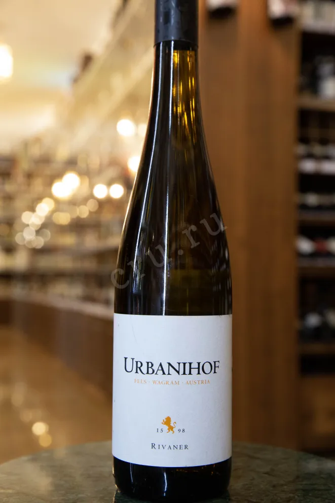 В магазине Крю Профи Urbanihof Rivaner 2020 0.75 л