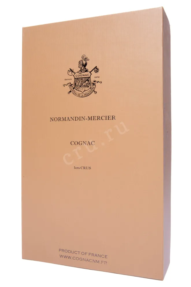 Подарочная упаковка Normandin-Mercier Prestige Vielle Fine Champagne in gift box with 2 glasses 2015 0.7 л