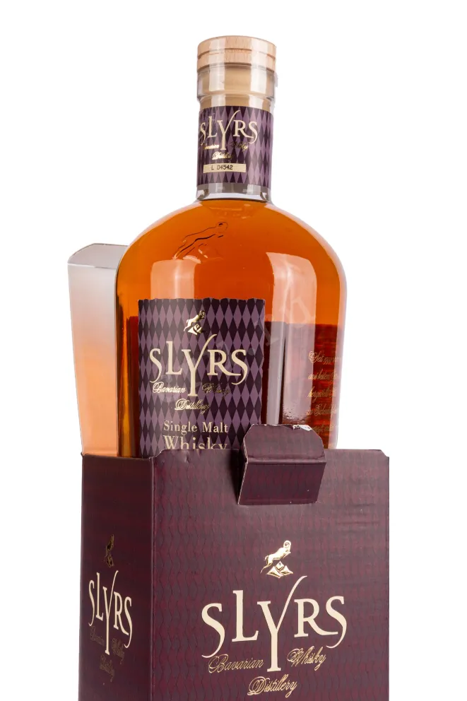 В подарочной коробке  Slyrs Port Cask gift box 0.7 л