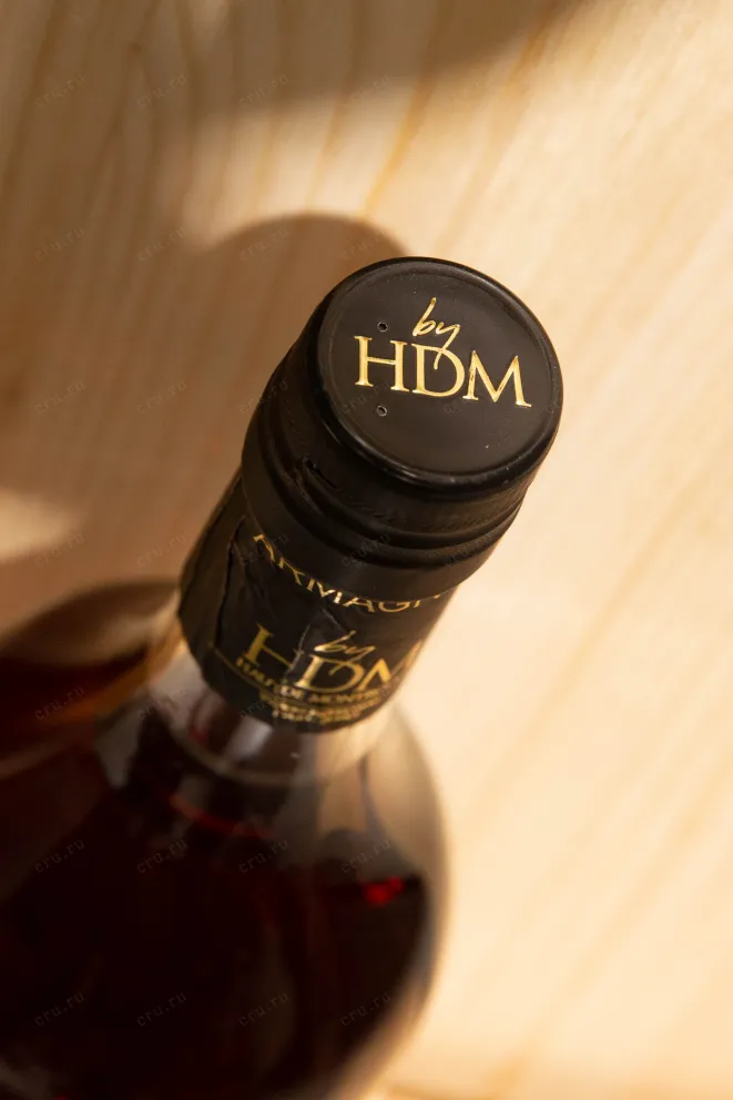 Пробка De Pontiac Bas-Armagnac in wooden box 1985 0.7 л