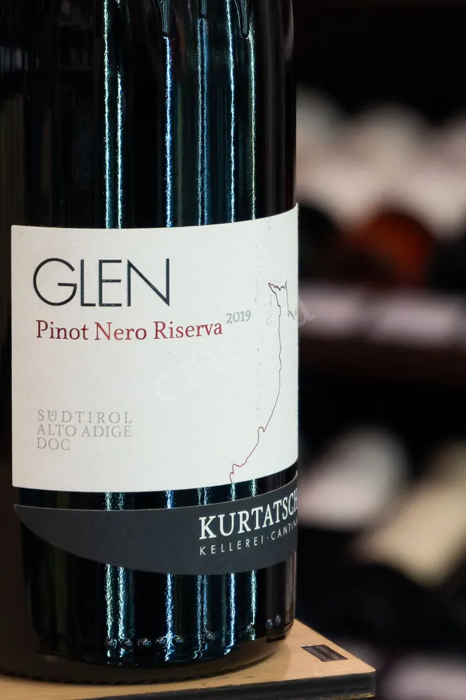В магазине Крю Профи Pinot Nero Riserva Glen Kurtatsch 2019 0.75 л