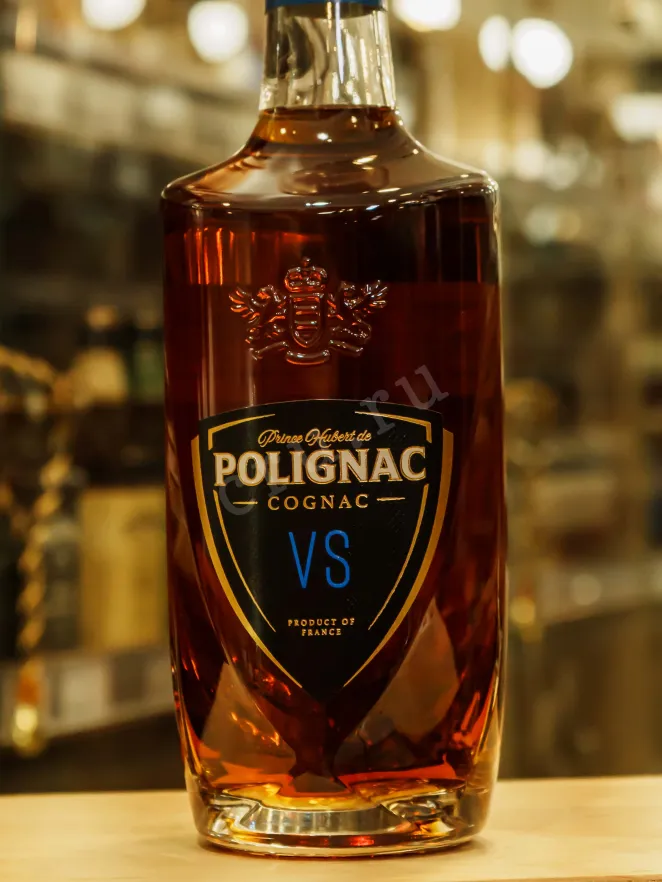 В магазине Крю Профи Prince Hubert de Polignac VS in gift box 0.7 л