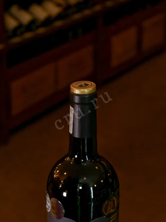 Пробка Napier Red Medallion Wellington 2017 0.75 л