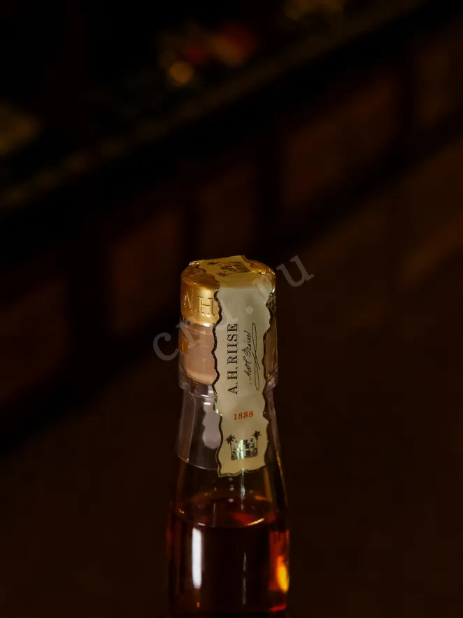 Пробка A.H. Riise 1888 Copenhagen Gold Medal gift box 0.7 л