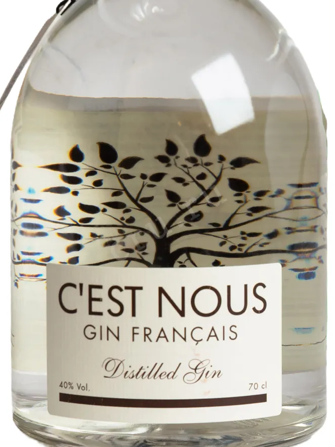 Этикетка C'est Nous Distilled 0.7 л
