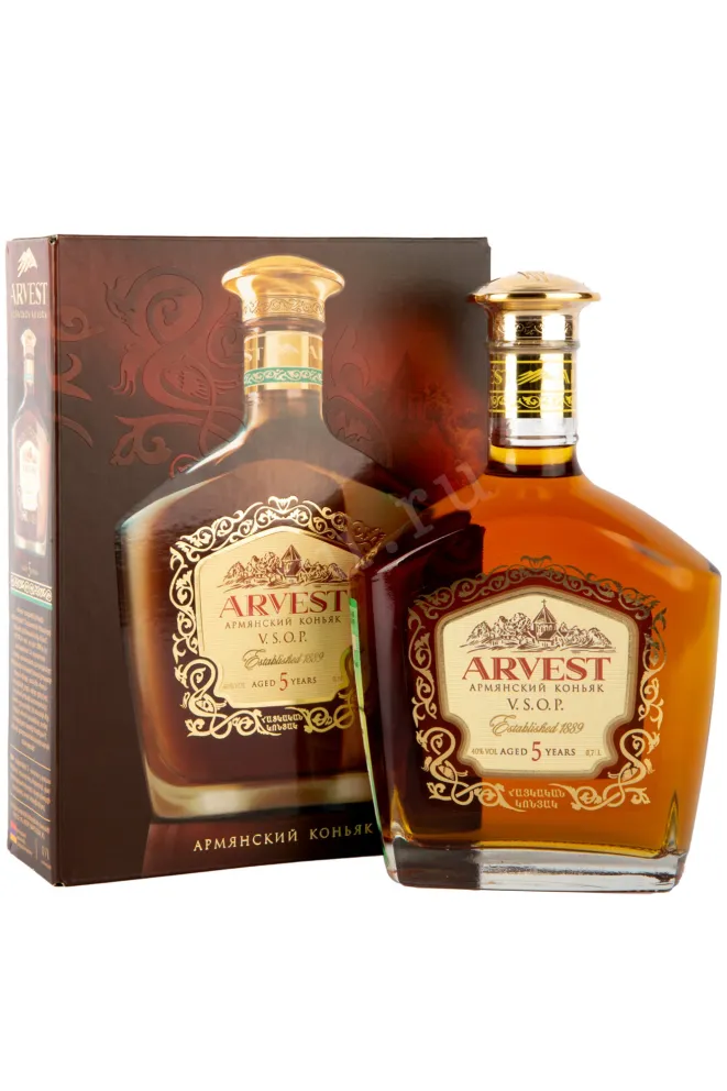 Коньяк Арвест В.С.О.П. 5 лет в подарочной упаковке  0.7 л