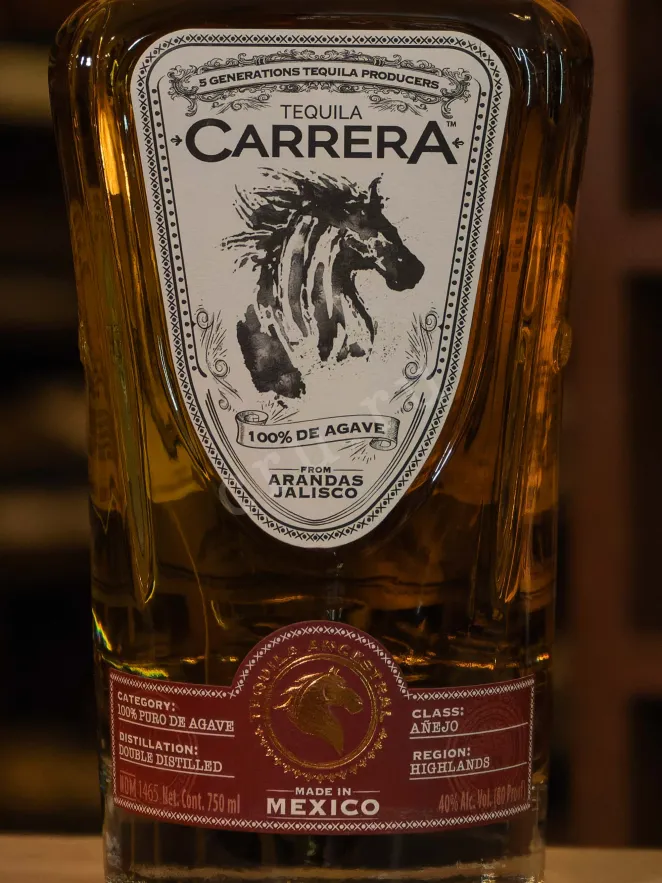 В магазине Крю Профи Carrera Anejo in gift box 0.75 л