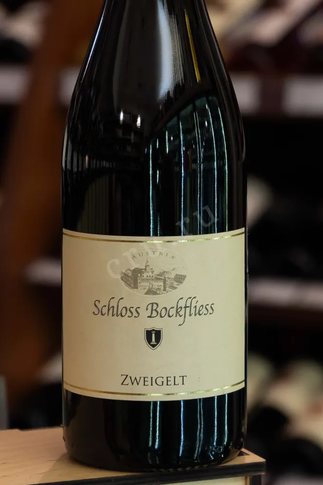 В магазине Крю Профи Schloss Bockfliess Zweigelt 2020 0.75 л