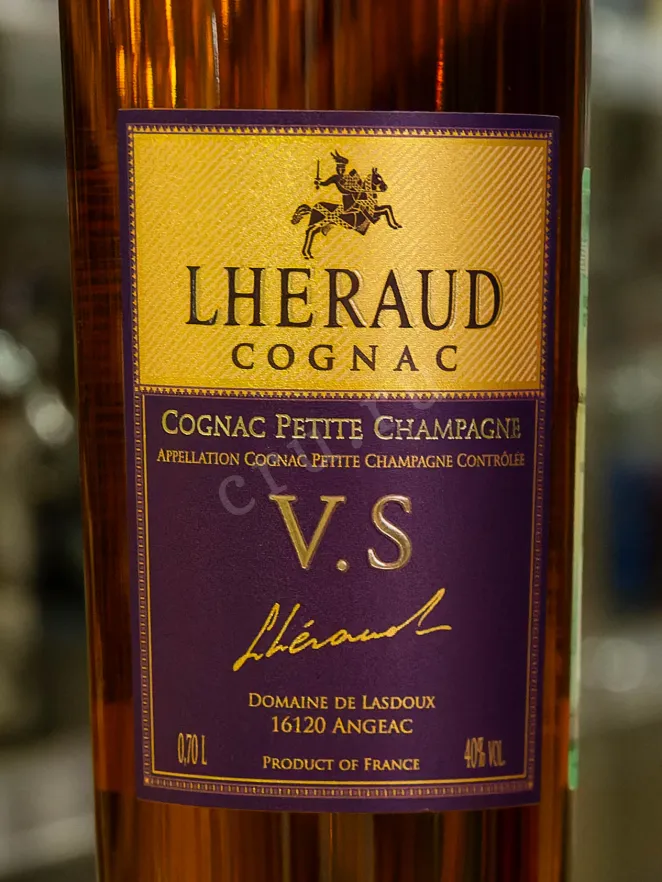 В магазине Крю Профи Lheraud Cognac VS 0.7 л