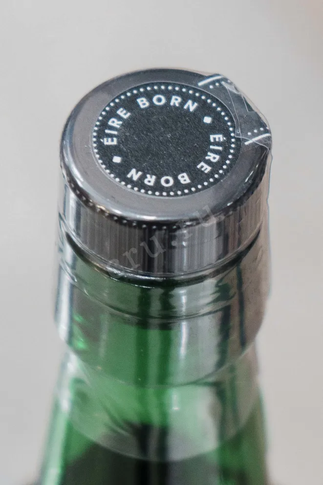 Пробка Proper Twelve with gift box 0.7 л