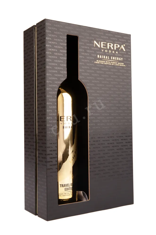 Подарочная коробка водки Nerpa Baikal gift box + 2 shots 0.7