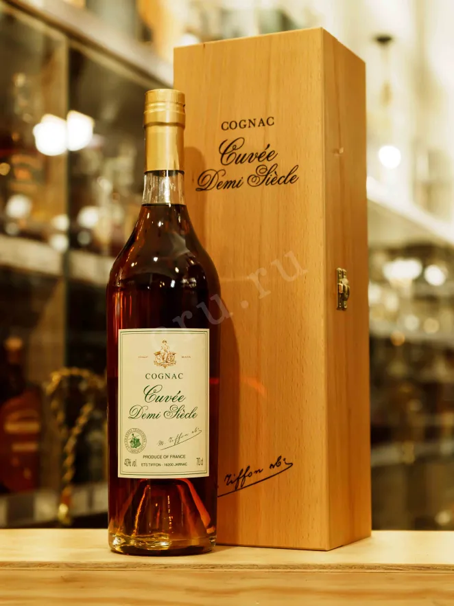 В магазине Крю Профи Tiffon Cuvee Demy Siecle 50 years 0.7 л