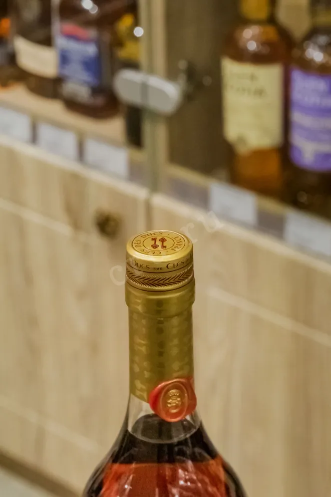 Пробка Cles des Ducs 1962 0.7 л