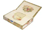 Коробка сигар Romeo Y Julieta Petit Coronas