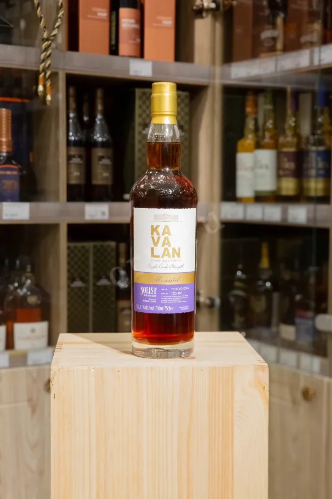 В магазине Крю Профи Kavalan Solist Moscatel Single Cask Strength wooden box 0.75 л