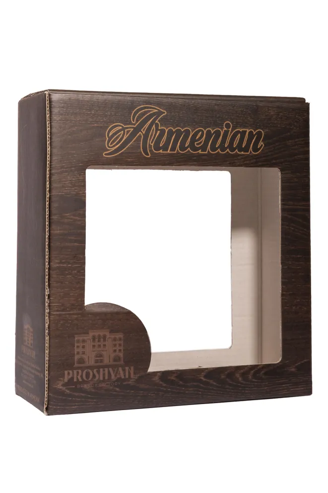 Подарочная коробка Proshyan Armenian Cognac Gun 7 Stars in gift box 2012 0.15 л