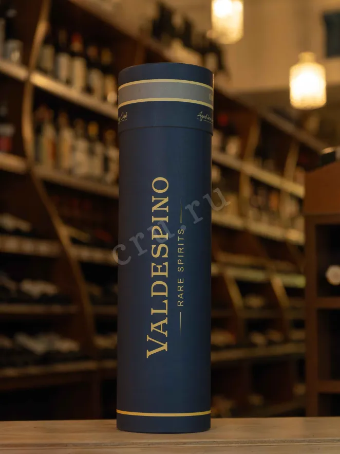 В магазине Крю Профи Valdespino Dry Gin in tube 0.7 л