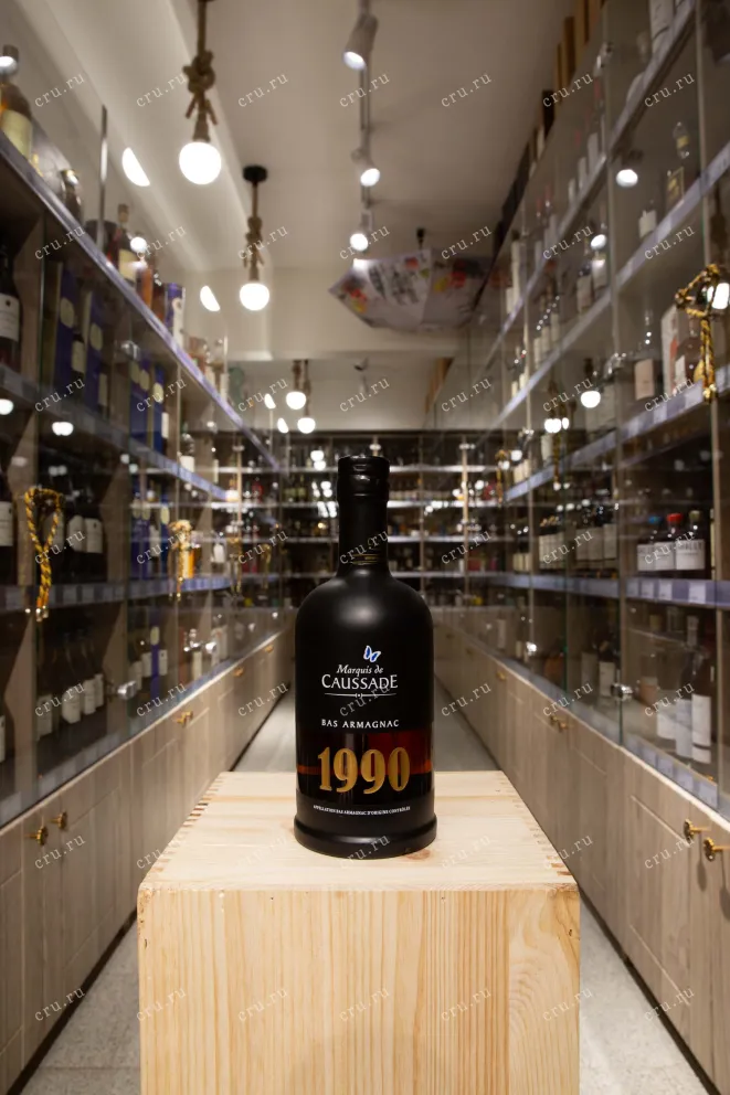 В магазине Крю Профи Marquis de Caussade 1990 0.7 л