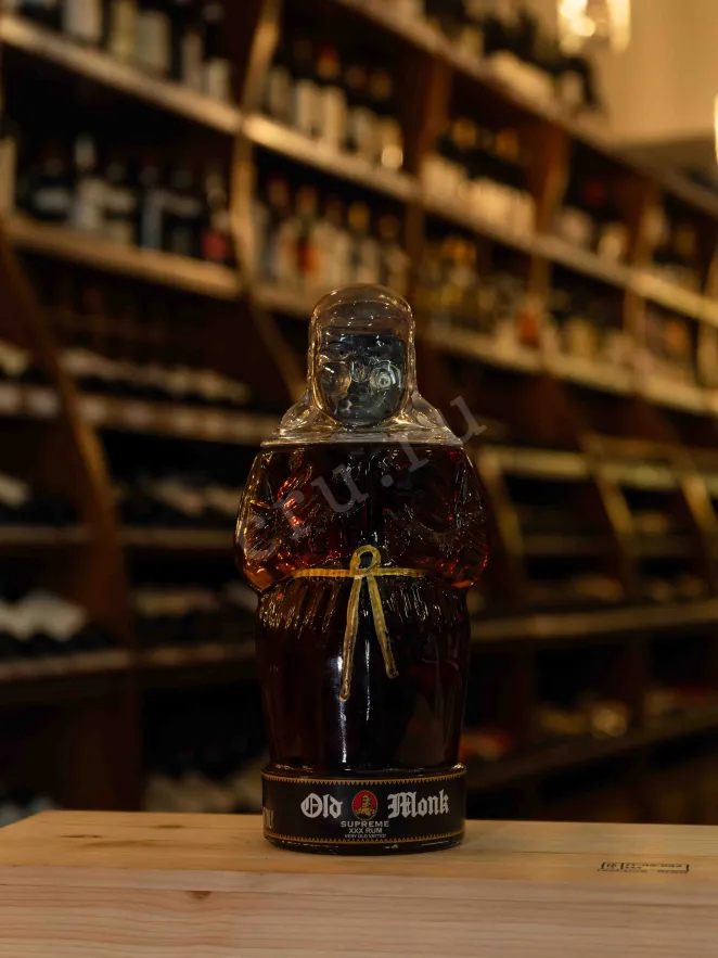 В магазине Крю Профи Old Monk XXX Supreme 0.75 л