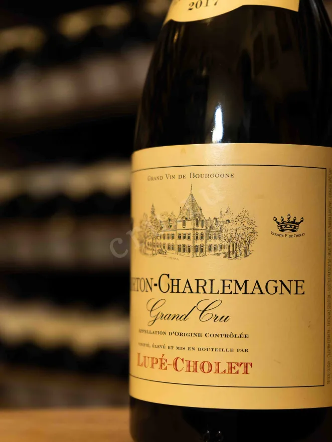 В магазине Крю Профи Lupe-Cholet Corton-Charlemagne Grand Cru 2017 0.75 л