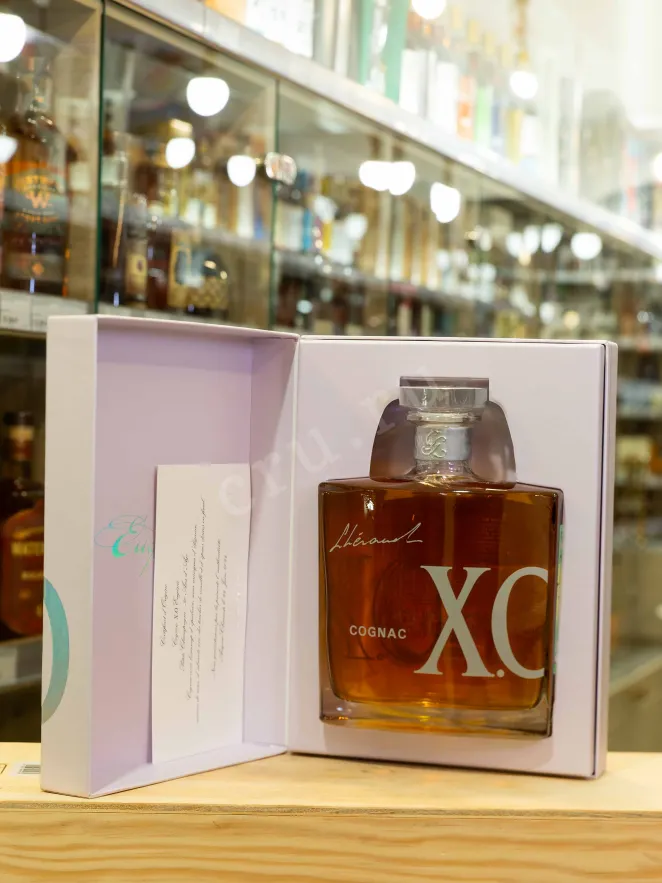 В магазине Крю Профи Lheraud XO 0.7 л
