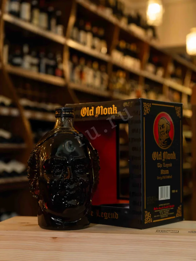 В магазине Крю Профи Old Monk The Legend 1 л