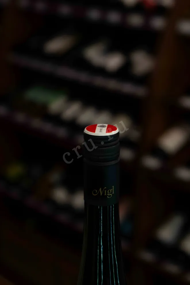 Пробка Nigl Gruner Veltliner Alte Reben Kremstal 2020 0.75 л