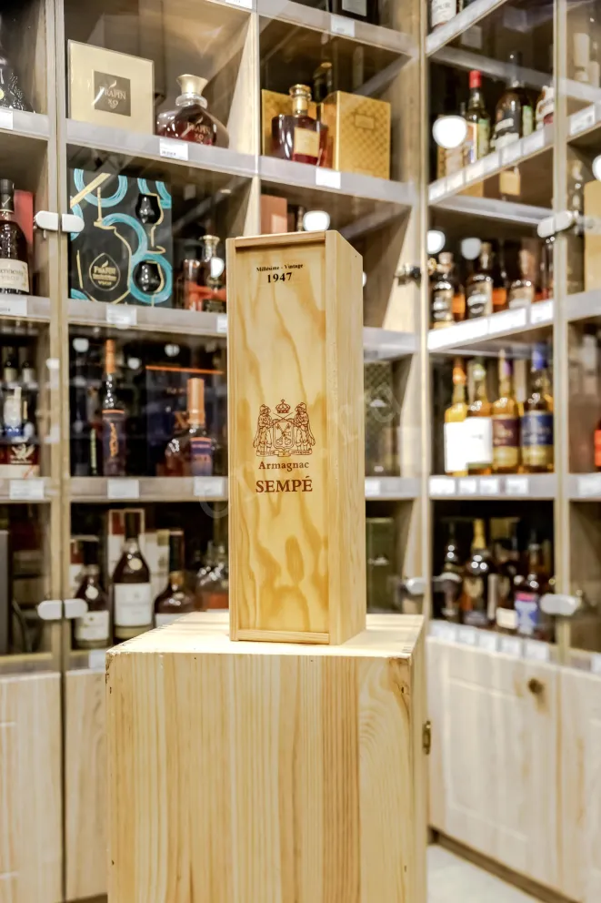 В магазине Крю Профи Sempe 1947 0.7 л