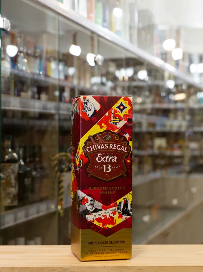 В магазине Крю Профи Chivas Regal Extra in a gift box 0.7 л