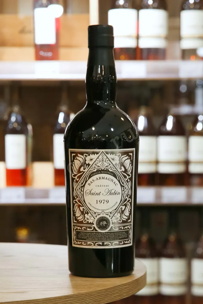 В магазине Крю Профи Saint Aubin Bas-Armagnac in tube 1979 0.7 л