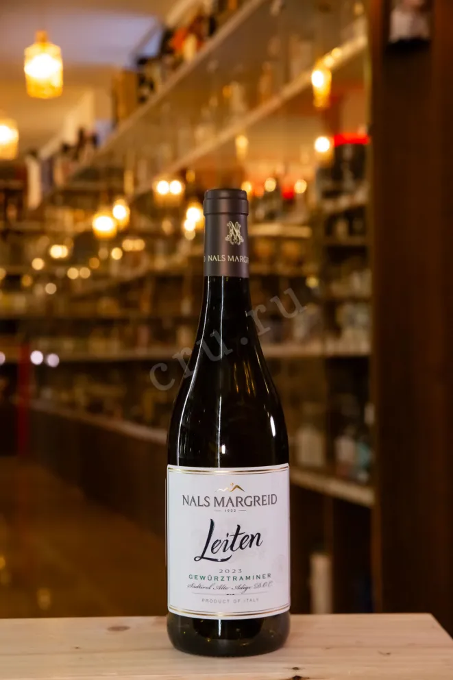 В магазине Крю Профи Nals-Margreid Leiten Gewurztraminer Sudtirol Alto Adige DOC 2023 0.75 л