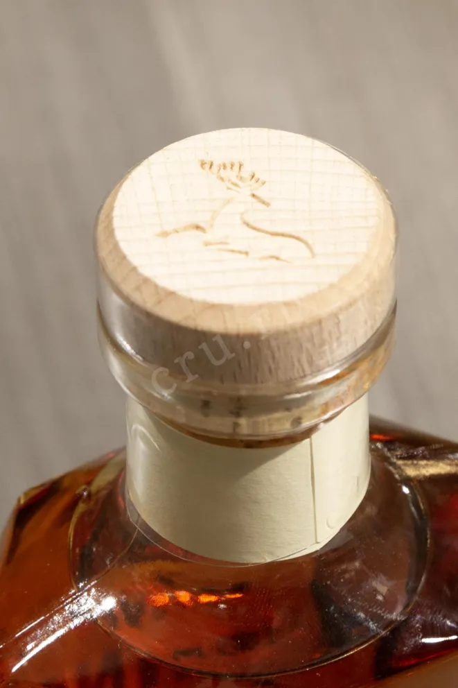 Пробка Hine Homage gift box 0.7 л