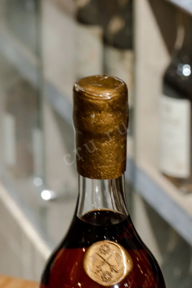 Пробка Monluc 2001 0.7 л