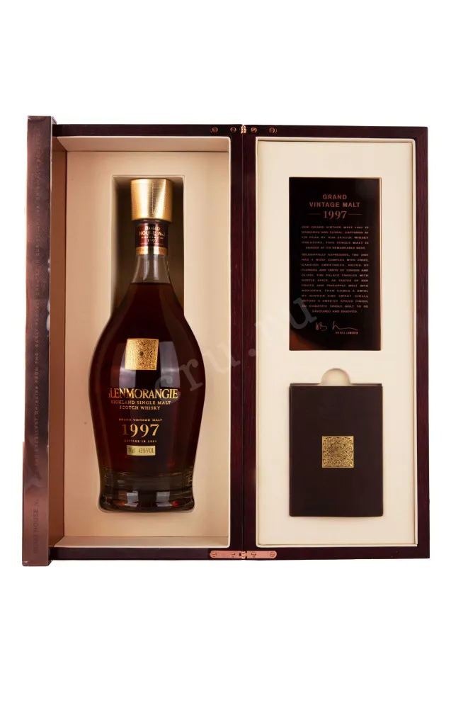 В деревянной коробке Glenmorangie Grand Vintage Malt in gift box 1997 0.7 л